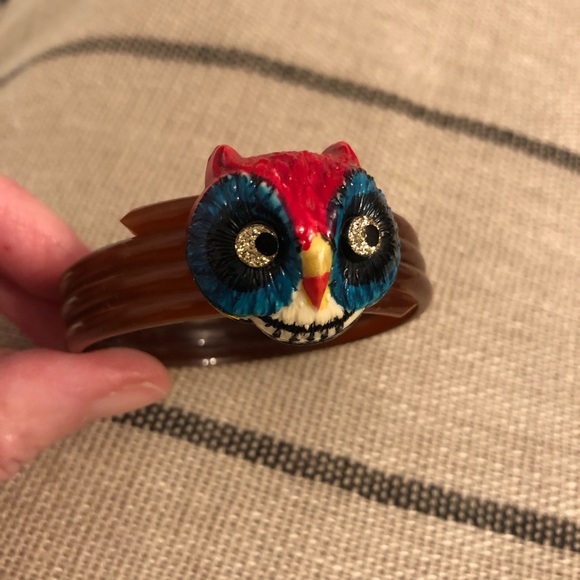 Fancy Fantastic Painted Vintage Owl Bracelet - Picture 4 of 11